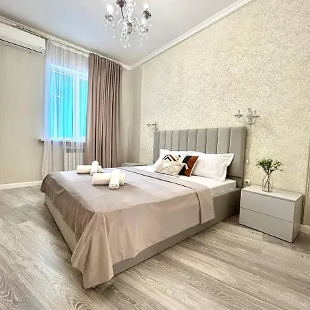Вавилон С Очень Красивым Видом На Мегу И На Горы Almaty Exterior photo